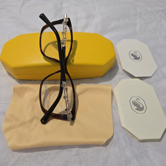 Swarovski Women Eyewear Adjustable Nose Pad With Vibrant Yellow Case - Picture 8 of 13